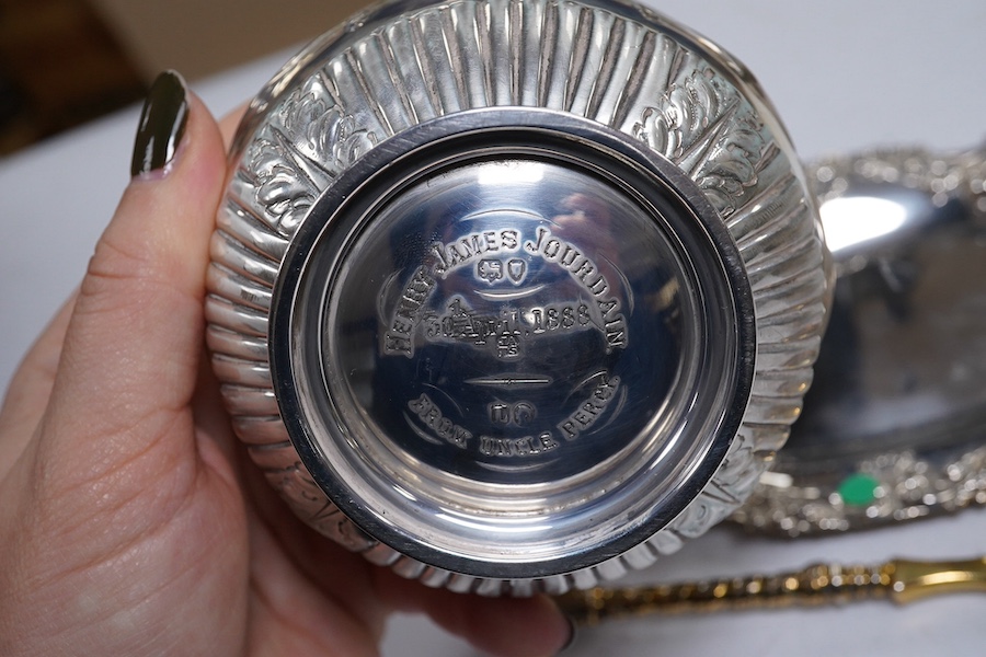 Two Victorian silver sugar bowls, a Victorian silver gilt sifter ladle and a repousse silver dish, 11.8oz. Condition - fair to good